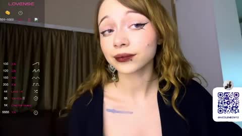 Nicole online show from March 31, 7:58 pm