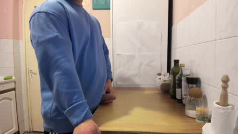 menu  below online show from January 28, 6:39 pm