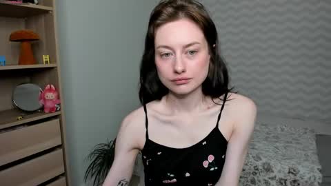 dorimenea online show from April 19, 2:12 am