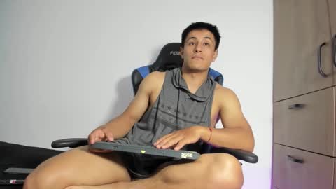 dorman_boy online show from March 17, 5:45 am