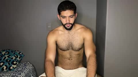 douglasskingjr online show from March 7, 3:19 am