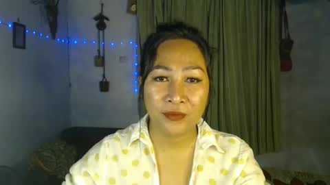 doyouwantme143 online show from October 4, 4:38 pm