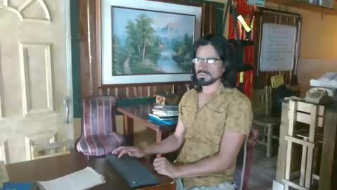 Dr  Simon online show from May 18, 8:15 pm
