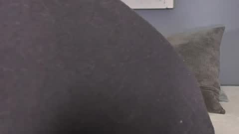 Gabrielle online show from April 10, 6:30 am