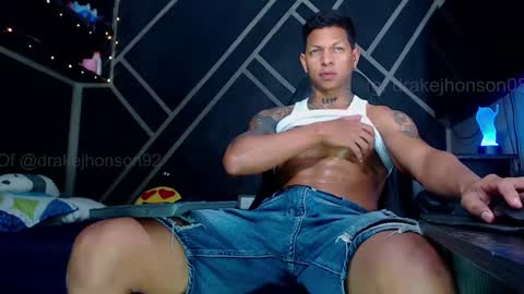 Drake online show from March 25, 5:03 am