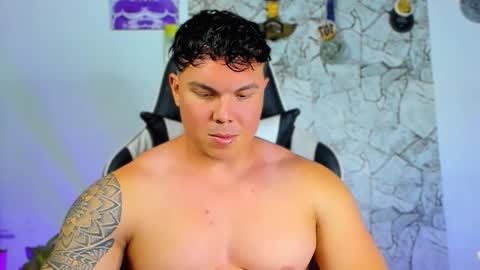 drake_xion1 online show from November 7, 1:41 am