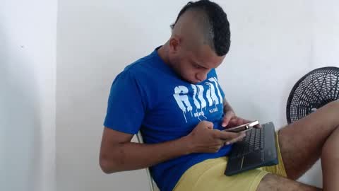drako_monstercock online show from May 17, 5:33 pm