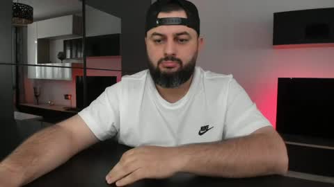 DravenPeak online show from May 26, 2:56 pm