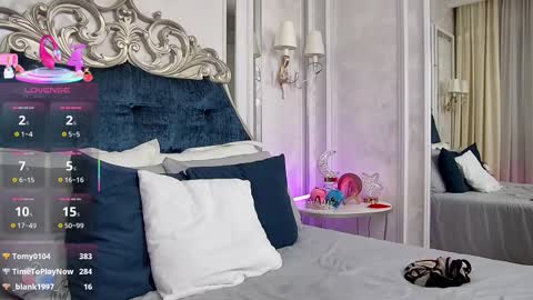 Snapshot of dream_blonde_ chatting on February 25, 1:21 pm Maria online show from February 25, 1:21 pm