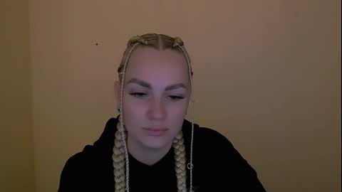 Snapshot of dream_dolly_ chatting on October 9, 1:38 pm dream_dolly_ online show from October 9, 1:38 pm