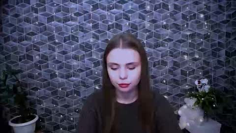 Mari online show from December 17, 9:27 am