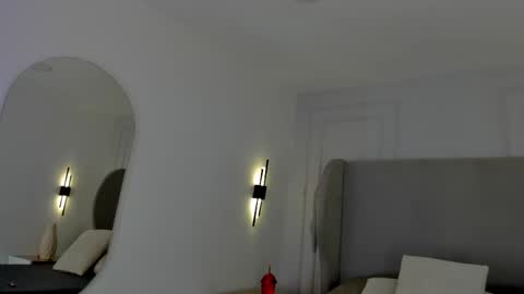 N E N A  online show from September 21, 4:27 am