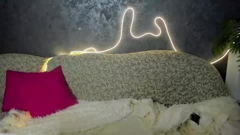 Olivia online show from May 8, 3:23 am