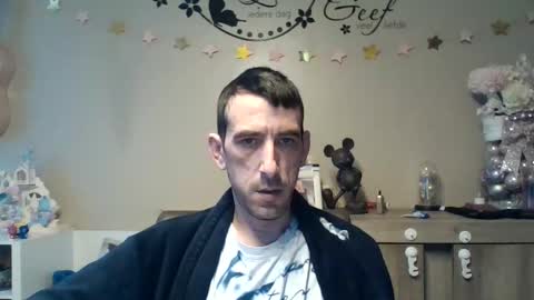 dreamguy38 online show from March 22, 6:39 am