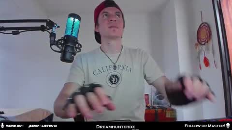 Your lord. - ONLINE  1500 Pm to 2100 Pm - New York Hour online show from September 12, 9:50 pm