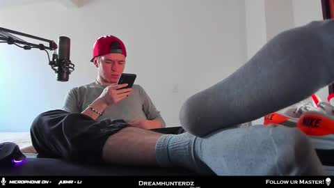 Your lord. - ONLINE  1500 Pm to 2100 Pm - New York Hour online show from February 19, 10:20 pm