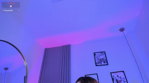 Snapshot of dreamleah_ chatting on October 4, 5:49 am dreamleah_ online show from October 4, 5:49 am