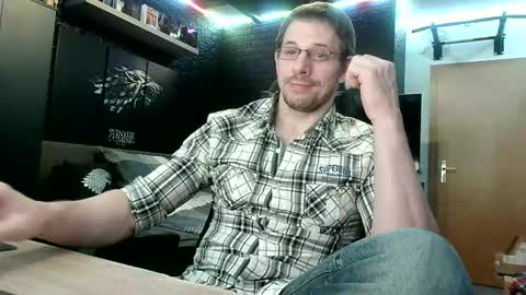Snapshot of dreamwallker chatting on October 7, 6:59 pm Ioannes Paulus the 2nd online show from October 7, 6:59 pm