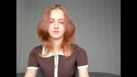 Snapshot of dreamy_pollyyy chatting on October 11, 6:22 pm dreamy_pollyyy online show from October 11, 6:22 pm