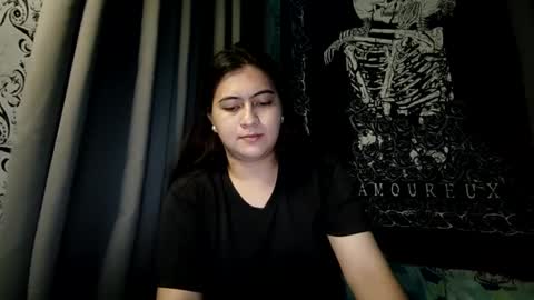 dreamycreamyst online show from December 29, 4:38 am