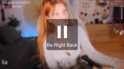 my name is Lia online show from November 10, 10:12 pm