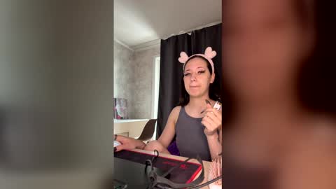 dreamysteps online show from March 23, 2:49 am