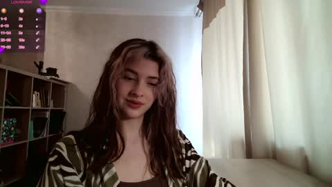 Dia online show from March 25, 10:33 am