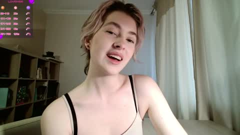 Dia online show from April 1, 1:41 pm