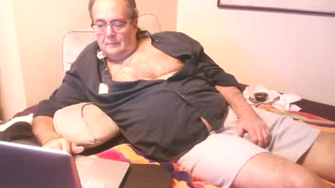 Dr. Feelgood online show from January 2, 3:48 am