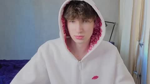 Mark online show from April 21, 1:51 pm