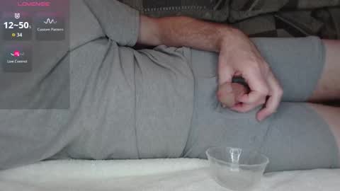 drippyjt online show from February 15, 4:26 am