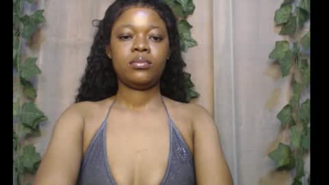 Snapshot of dripqueenx chatting on October 1, 12:48 pm linda online show from October 1, 12:48 pm