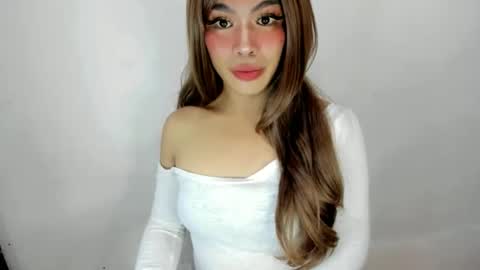 Snapshot of dripqueenxoxo chatting on September 29, 2:05 pm miss. Erika online show from September 29, 2:05 pm