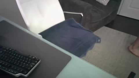 ds689655 online show from February 23, 8:33 pm