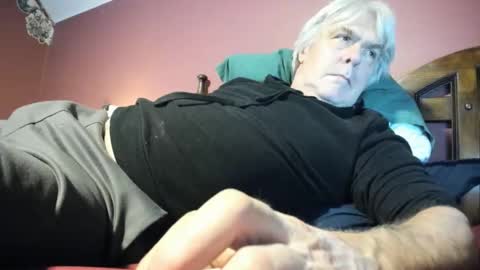 Doug online show from October 18, 2:05 am