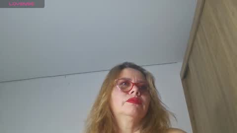 Im Dulce online show from March 14, 1:31 am