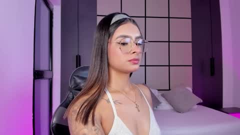 D U L C E online show from May 18, 8:04 pm