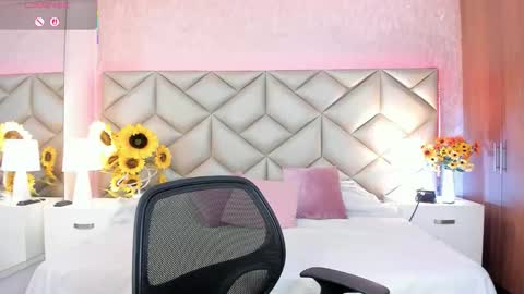    Monday 5-2 am From Tuesday to Friday5-1 am Colombia time online show from December 1, 2:42 am