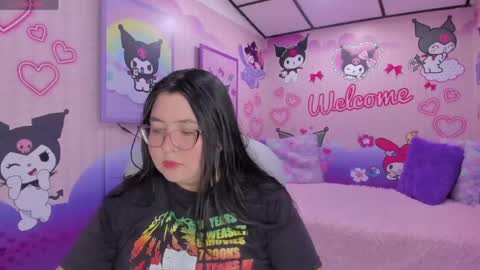 Dulce  online show from May 12, 11:41 am