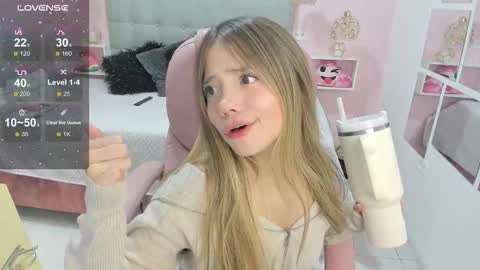 Snapshot of dulce_powl chatting on September 9, 7:03 pm Dulce  online show from September 9, 7:03 pm