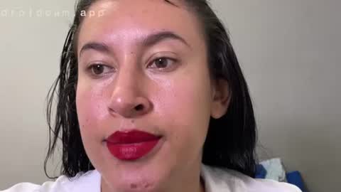 dulceizzy online show from April 9, 12:36 am