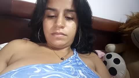 dulcekatty18 online show from April 16, 5:29 am