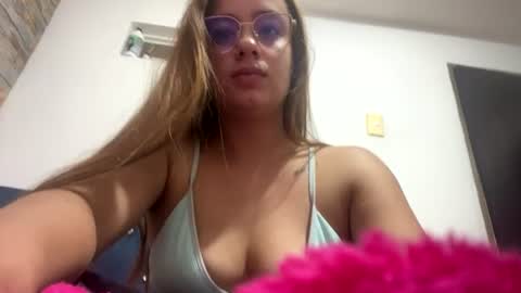 dulcinea0608 online show from July 23, 1:41 pm