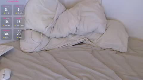 candi online show from September 18, 5:39 pm