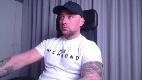 DuncanStone online show from April 9, 5:22 am