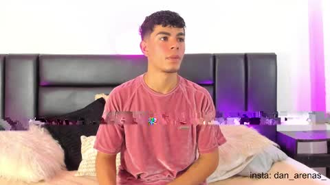 Thomas and Noah online show from April 12, 2:10 pm