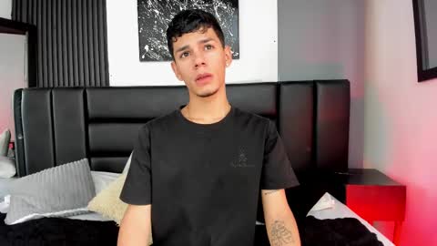 Thomas and Noah online show from September 28, 7:01 pm