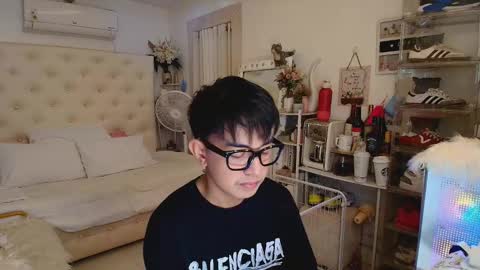 dustin online show from January 15, 10:46 am