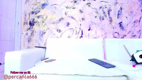 Snapshot of dustindollin_ chatting on October 13, 7:05 pm Dustin Dollin online show from October 13, 7:05 pm