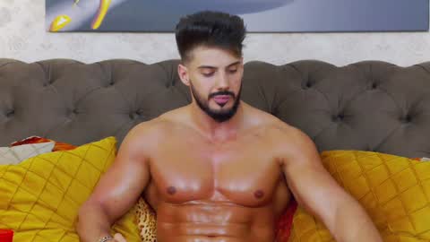 Dustin online show from February 6, 1:05 am